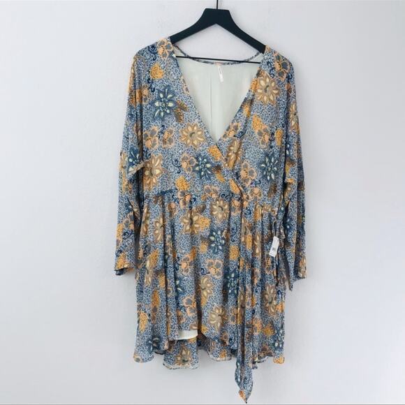 NWT Free People Dress Teegan Mini Faux Wrap Top Long Sleeve Floral V-Neck Large - Picture 7 of 10